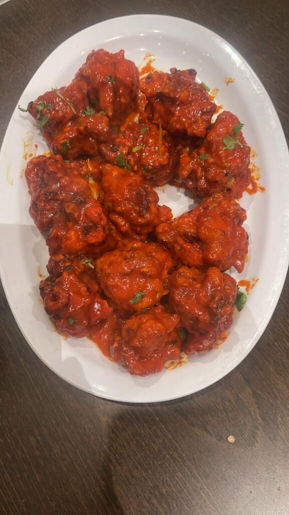 Spicy, tempered deep-fried Halal chicken appetizer.